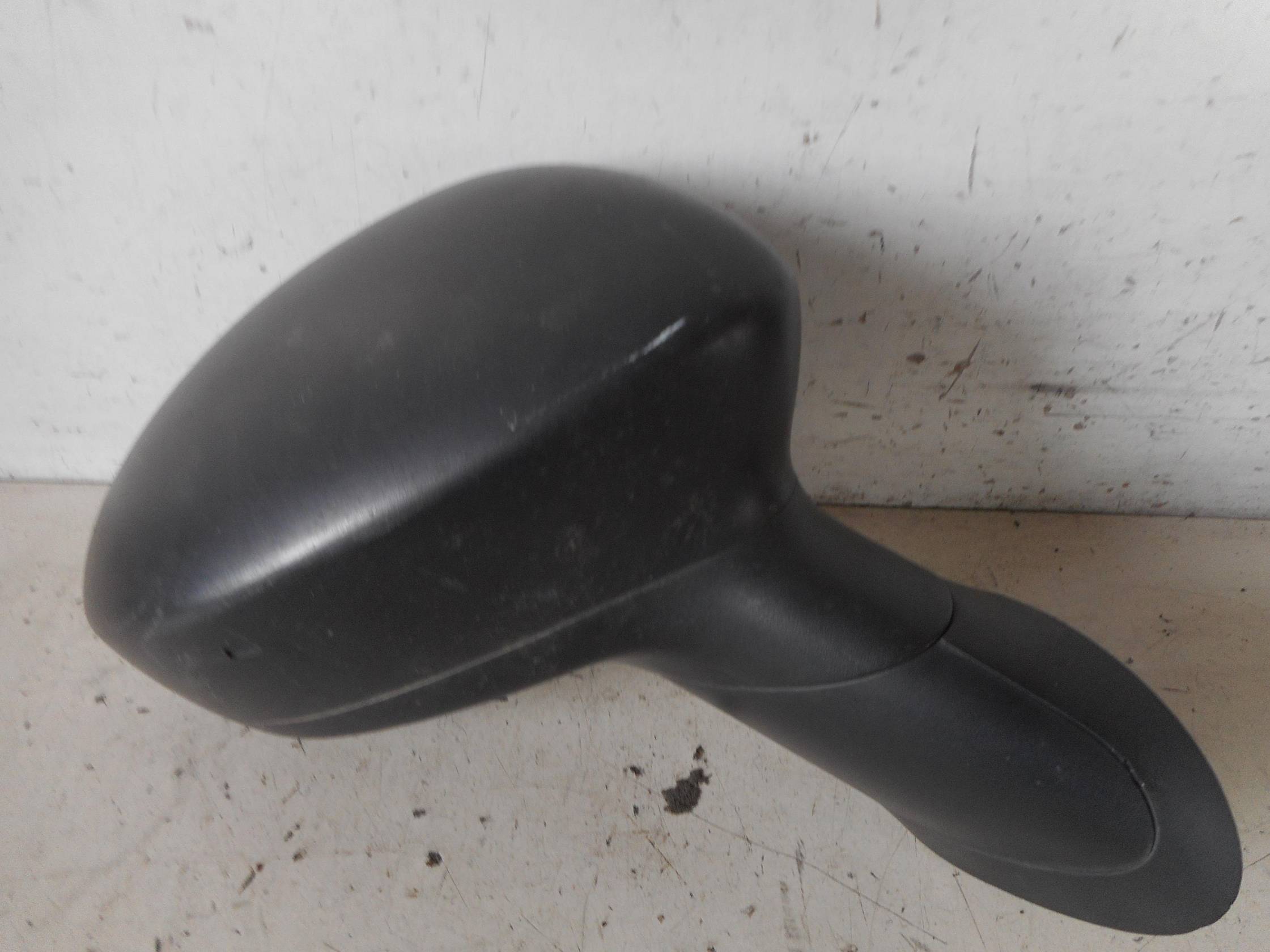 Retrovisore est. regolaz. elettr. dx.